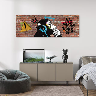Paveikslas ant drobės, Banksy, DJ Monkey raudonų plytų fone Paveikslai ant drobės Gera namie - Geranamie.lt